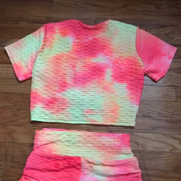 Matching Gym Set Shorts and Shirt - Picture 5 of 6